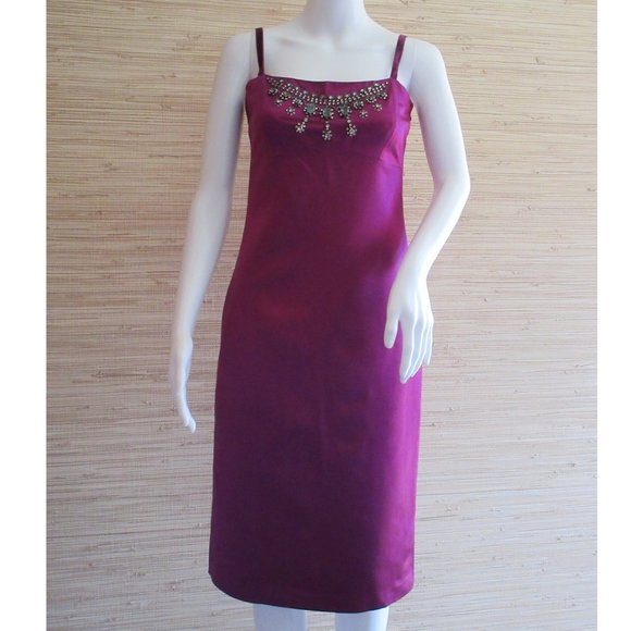 Blumarine Sleeveless Hand Embroidered Raspberry Dress - Picture 1 of 6